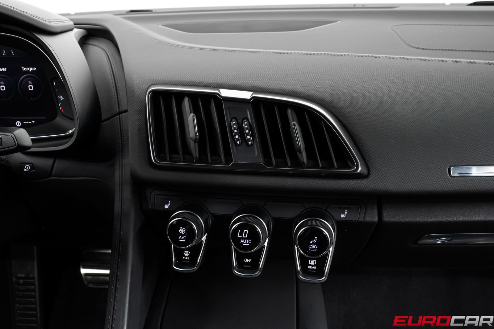 Used 2021 Audi R8 V10 w/ Premium Package RWD image 29