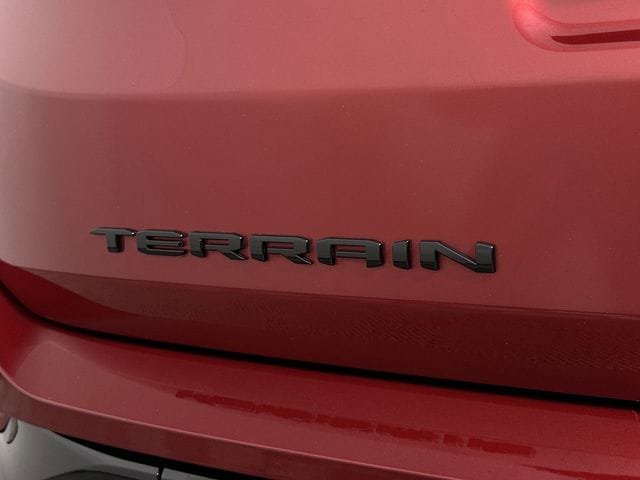Used 2023 GMC Terrain SLE w/ Driver Convenience Package FWD image 32