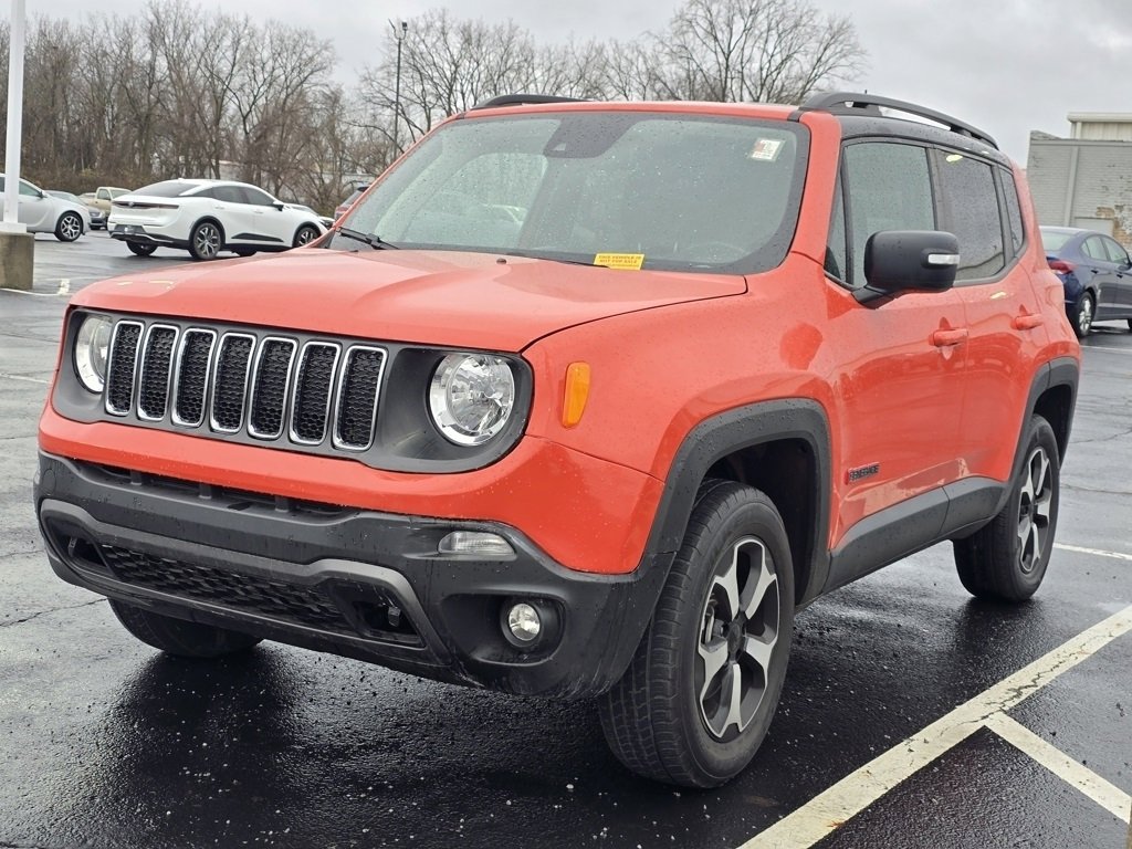 Used 2021 Jeep Renegade Trailhawk image 3