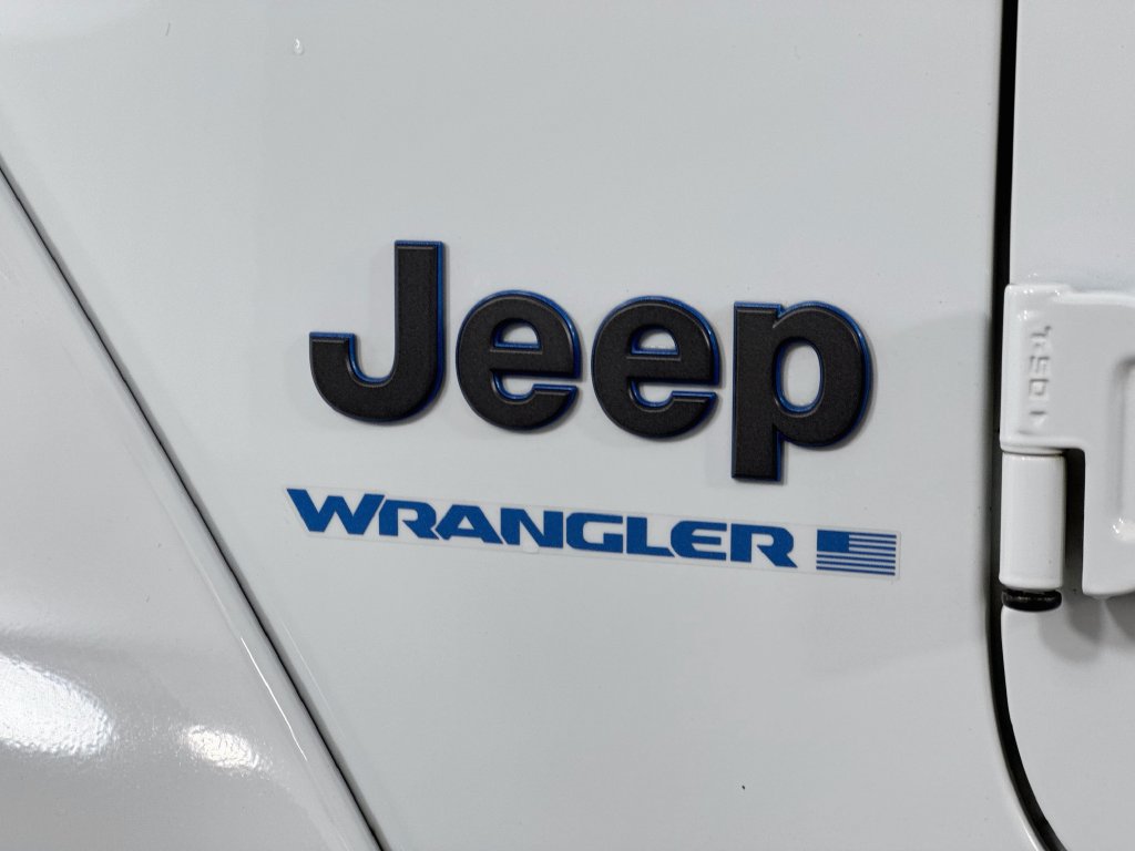 Used 2024 Jeep Wrangler Unlimited Rubicon 4xe AWD/4WD image 11