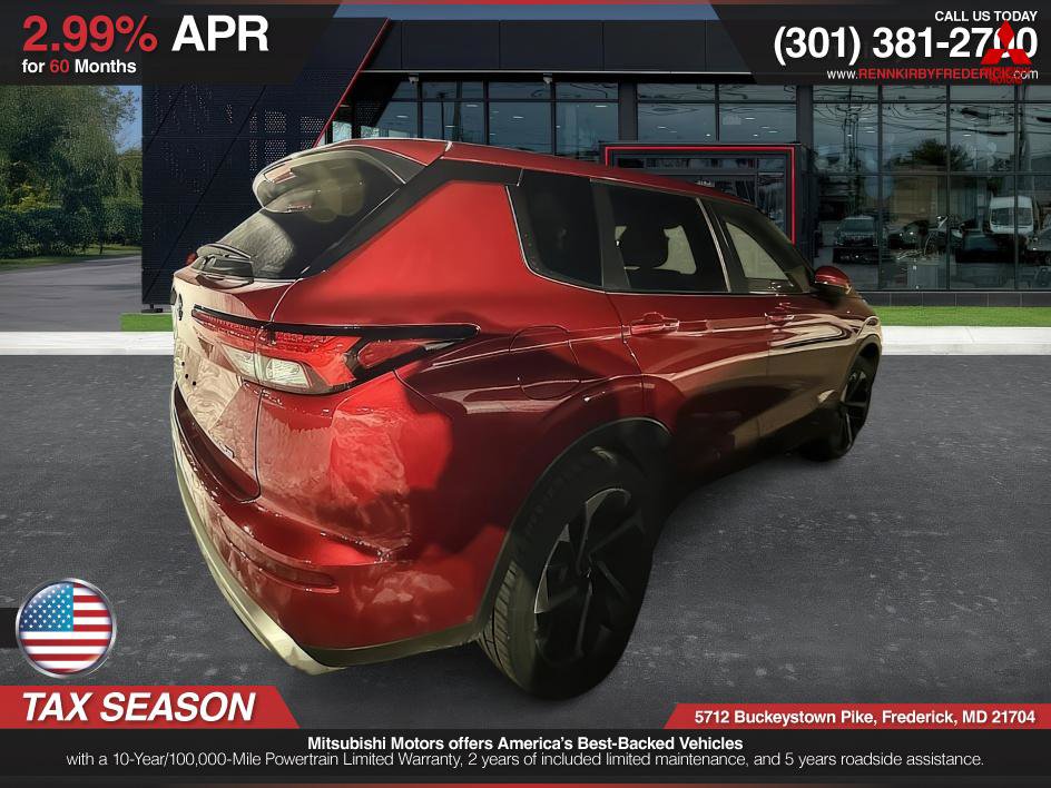 Used 2024 Mitsubishi Outlander SE image 8