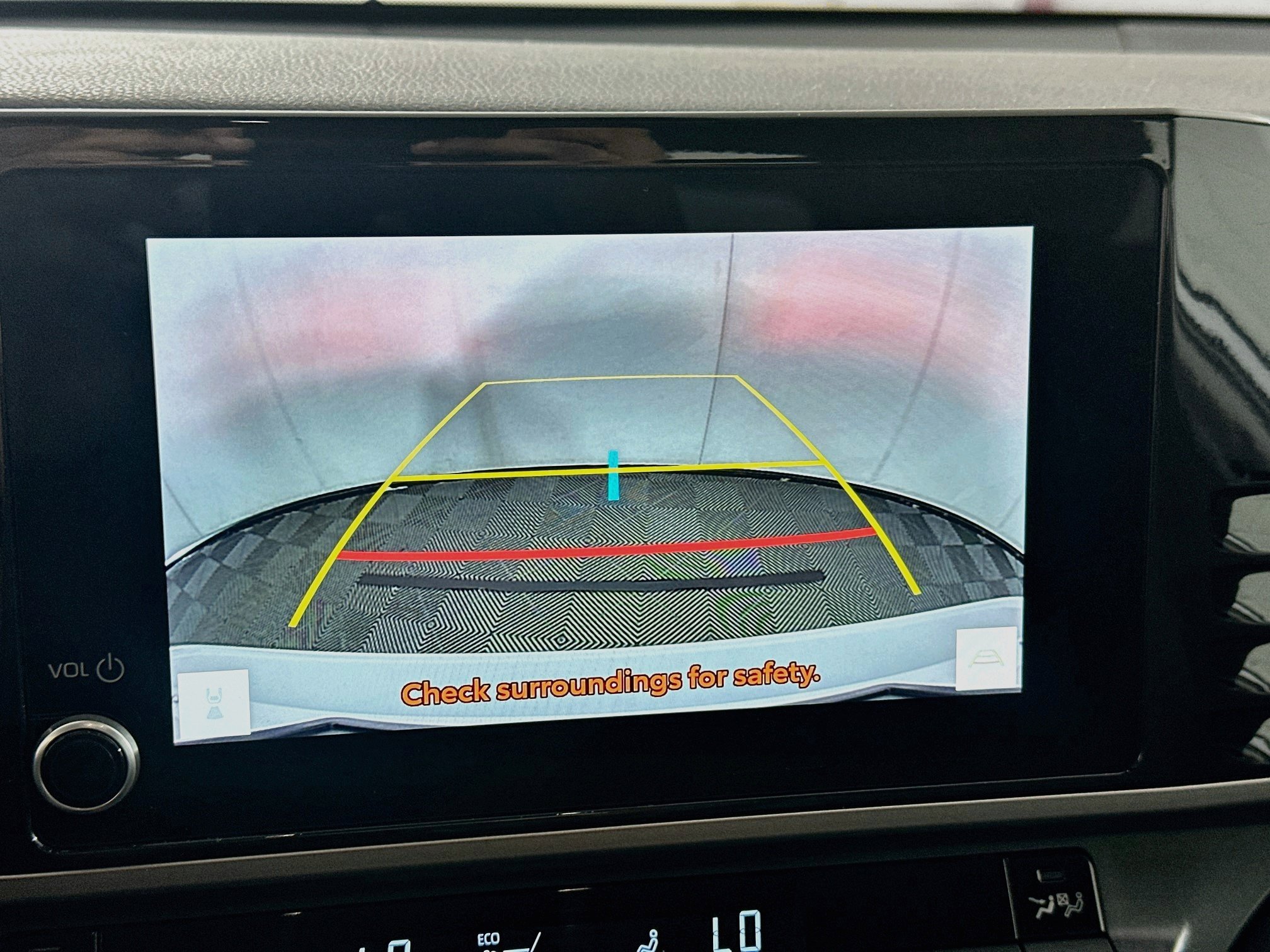 Used 2025 Toyota Camry LE FWD image 21