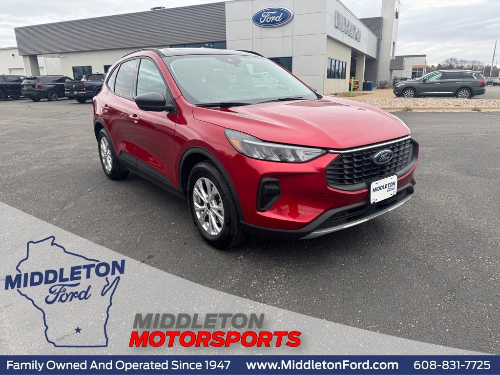 New 2025 Ford Escape Active w/ Cold Weather Package image 1