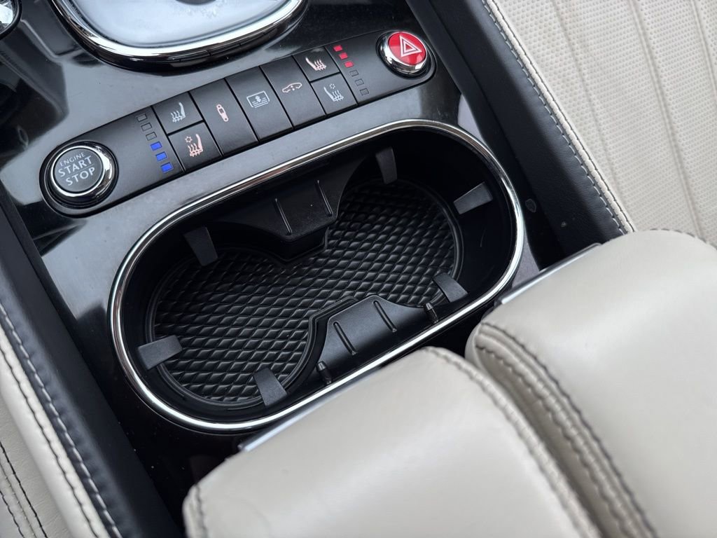 Used 2014 Bentley Flying Spur W12 image 29