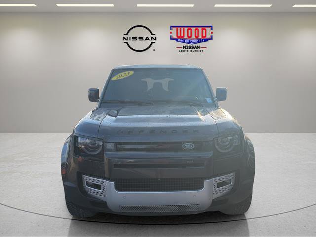 Used 2023 Land Rover Defender 130 SE image 6