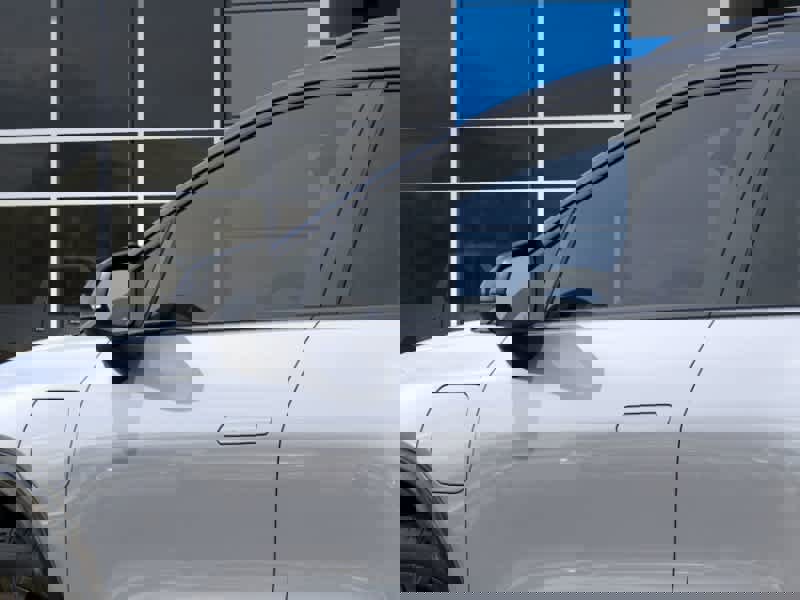 New 2026 Chevrolet Equinox EV RS FWD image 12