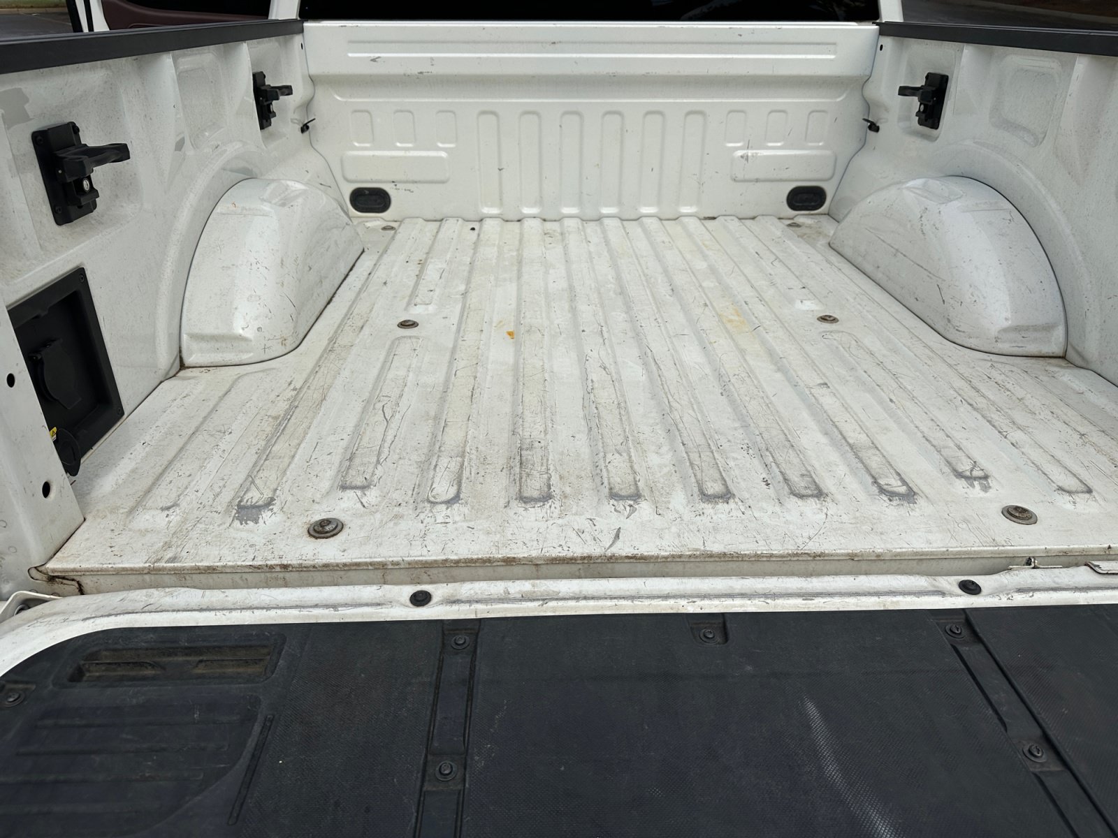 Used 2022 Ford F150 Lariat AWD/4WD image 24