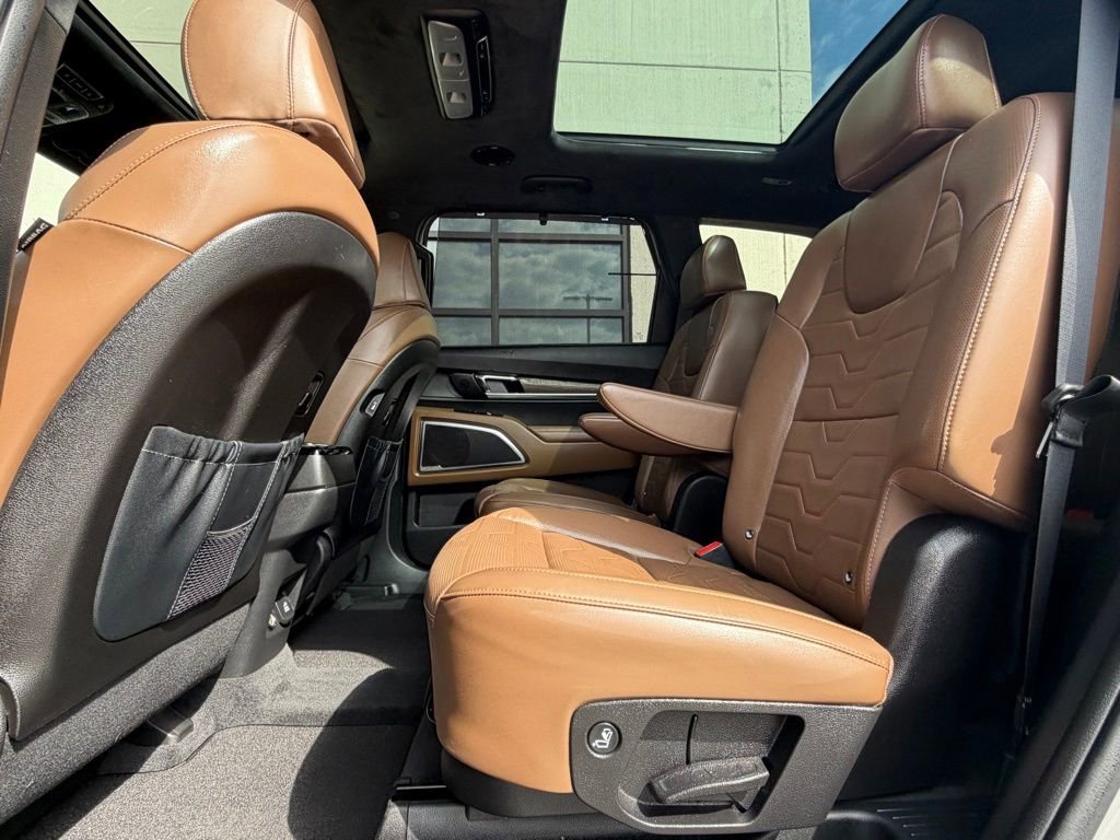 Used 2022 Kia Telluride SX w/ SX Prestige Package image 22