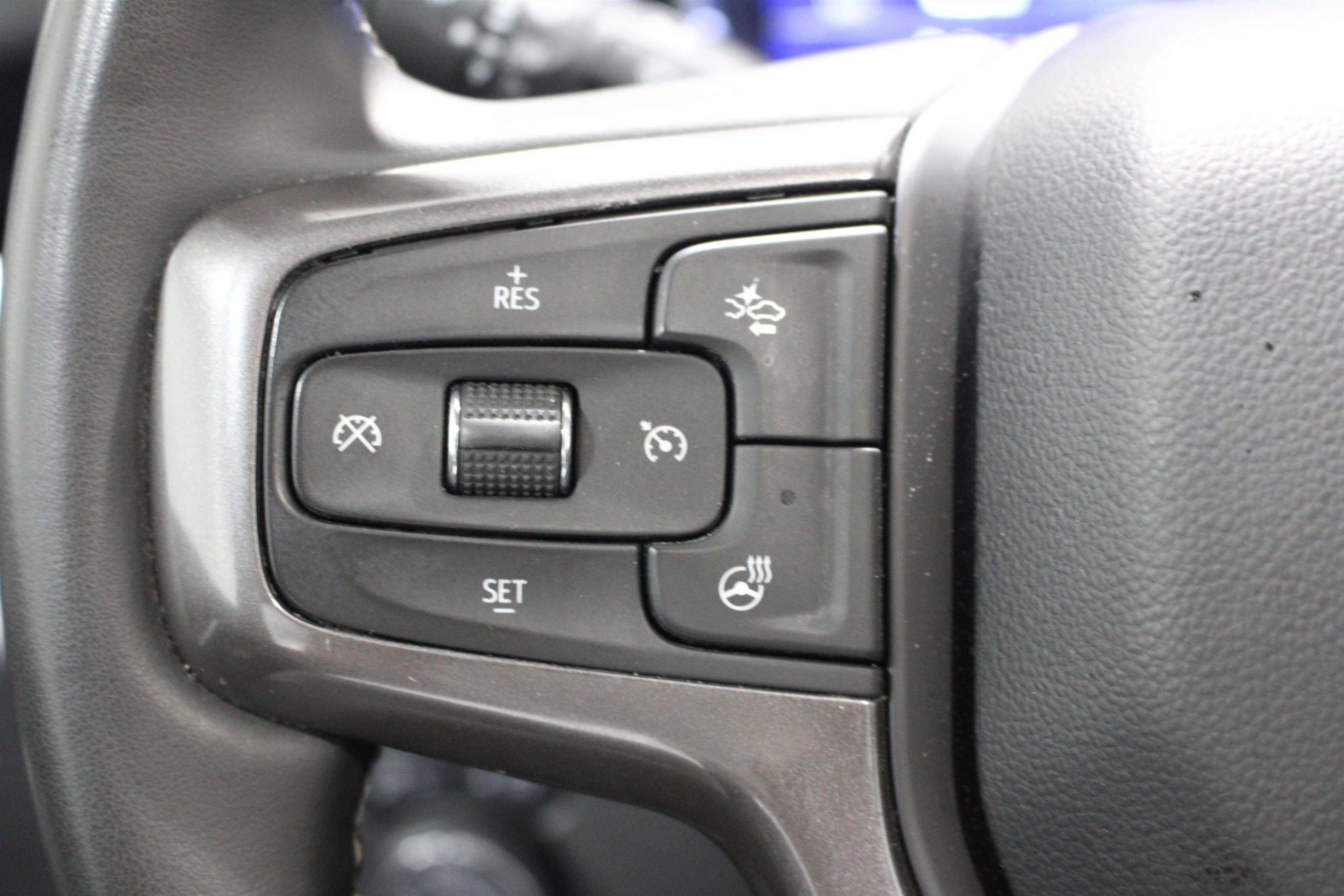 Used 2024 Chevrolet Silverado 2500 High Country w/ High Country Premium Package AWD/4WD image 12