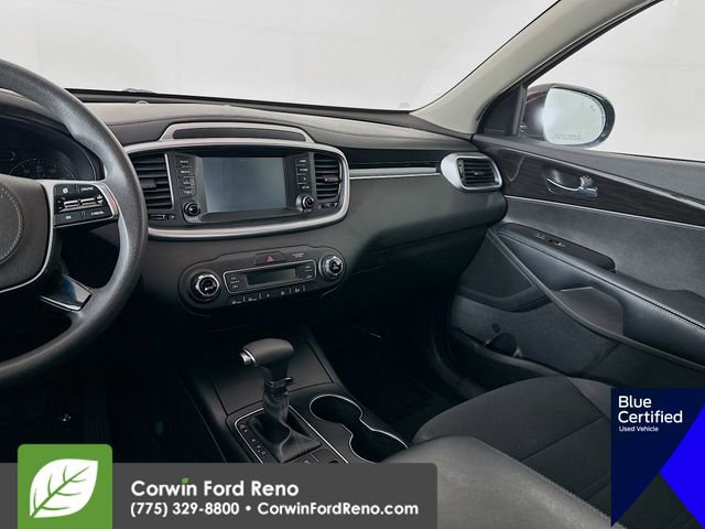Used 2019 Kia Sorento LX image 24