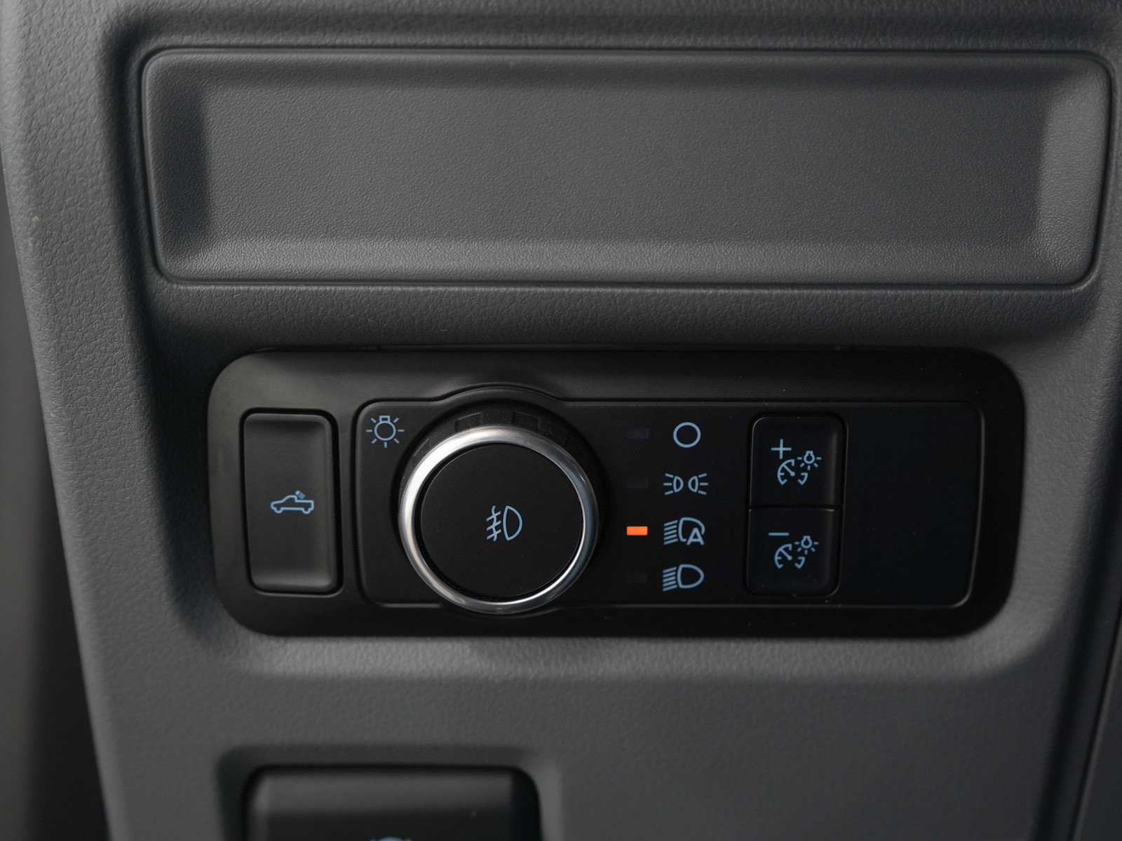 Used 2024 Ford F150 XLT w/ Tow/Haul Package image 24