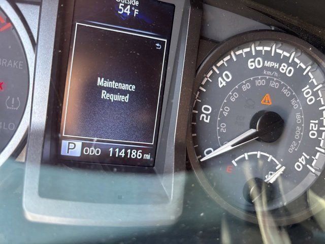 Used 2021 Toyota Tacoma TRD Off-Road image 4