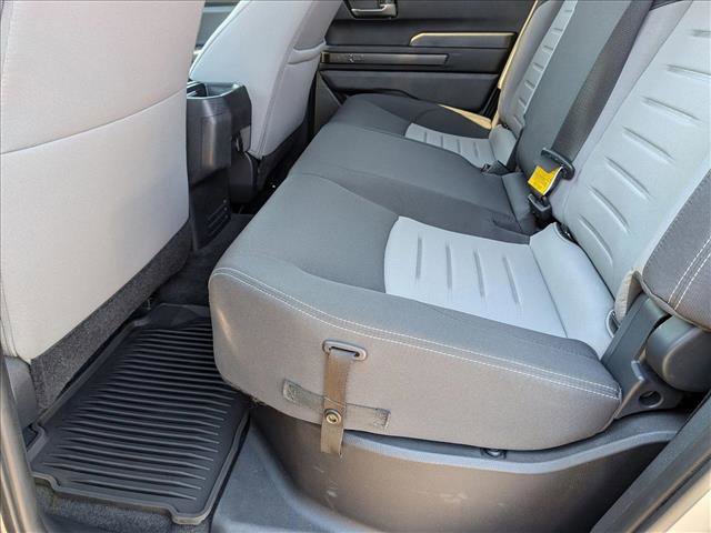Used 2025 Toyota Tacoma TRD Off-Road AWD/4WD image 18