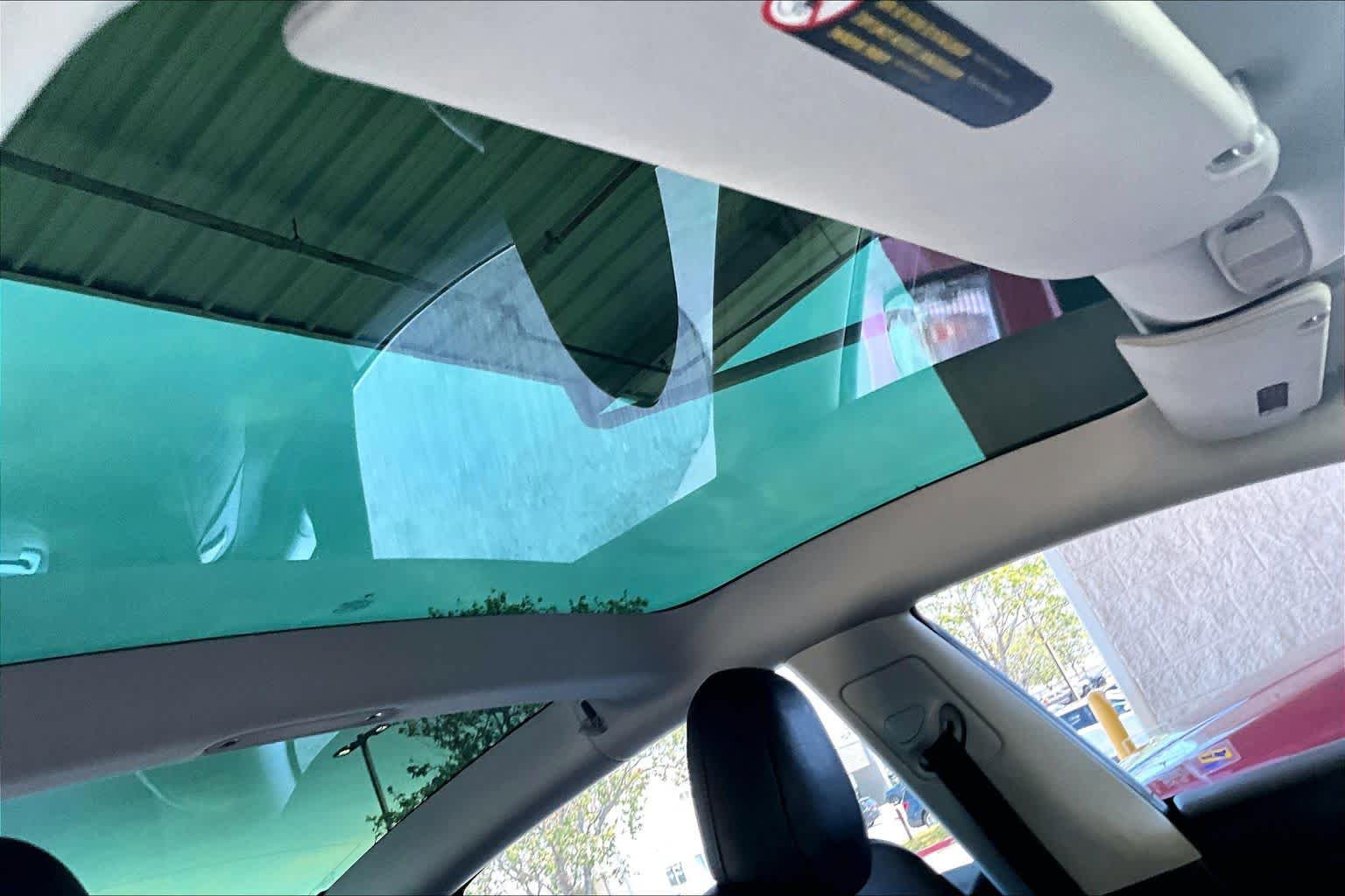 Used 2019 Tesla Model 3 Standard Range RWD image 13