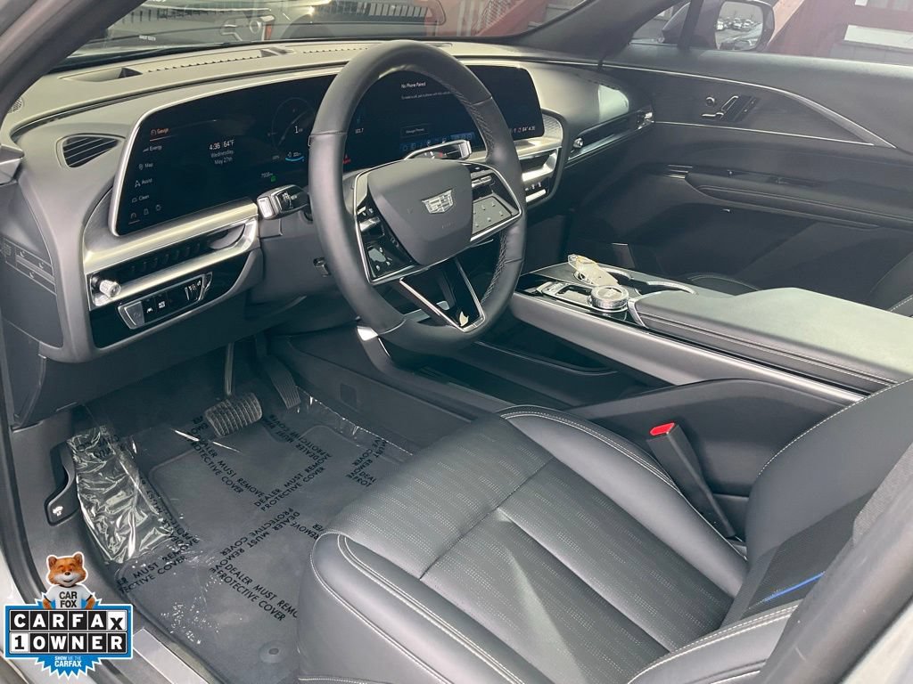 Used 2024 Cadillac Lyriq Sport RWD image 6