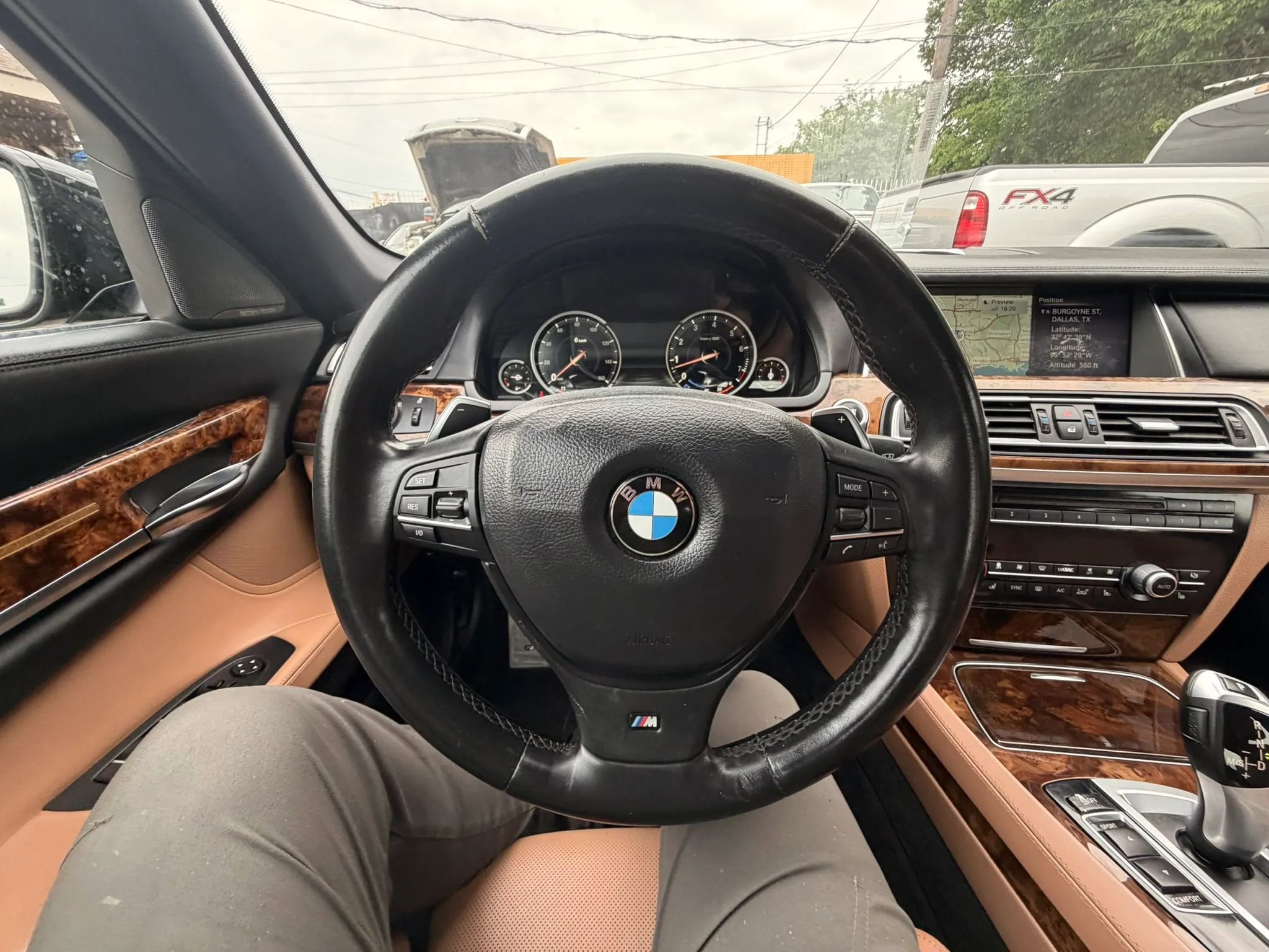 Used 2014 BMW 740Li image 40