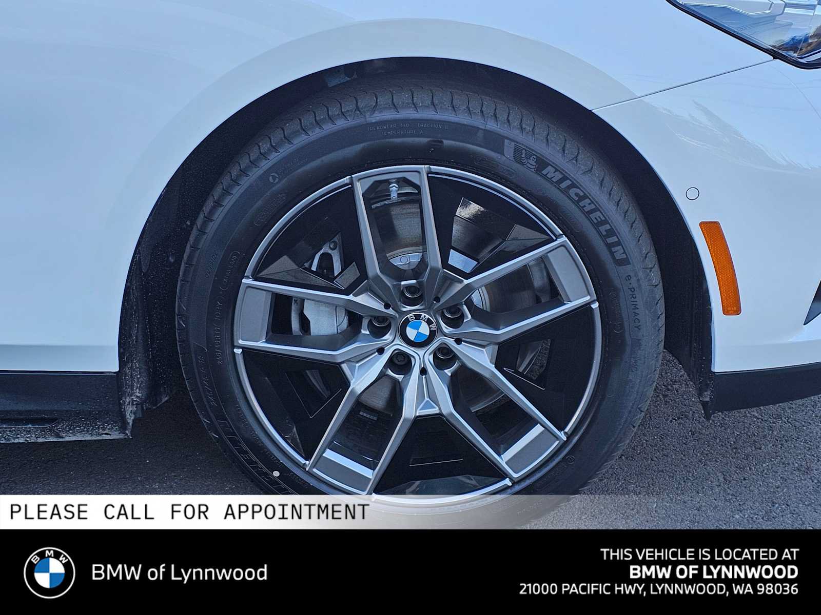 New 2026 BMW i5 eDrive40 w/ Premium Package AWD/4WD image 9