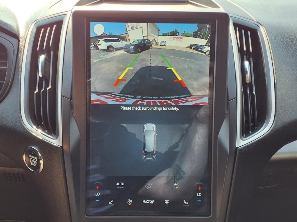 Used 2024 Ford Edge SEL image 4