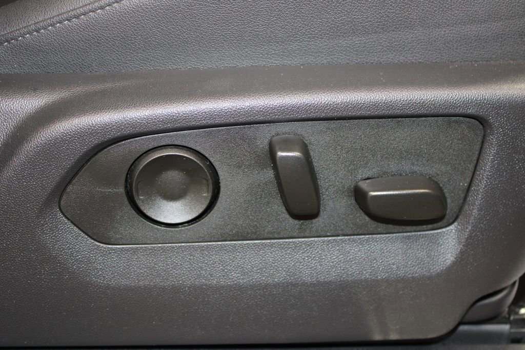 Used 2025 GMC Sierra 1500 SLT image 36