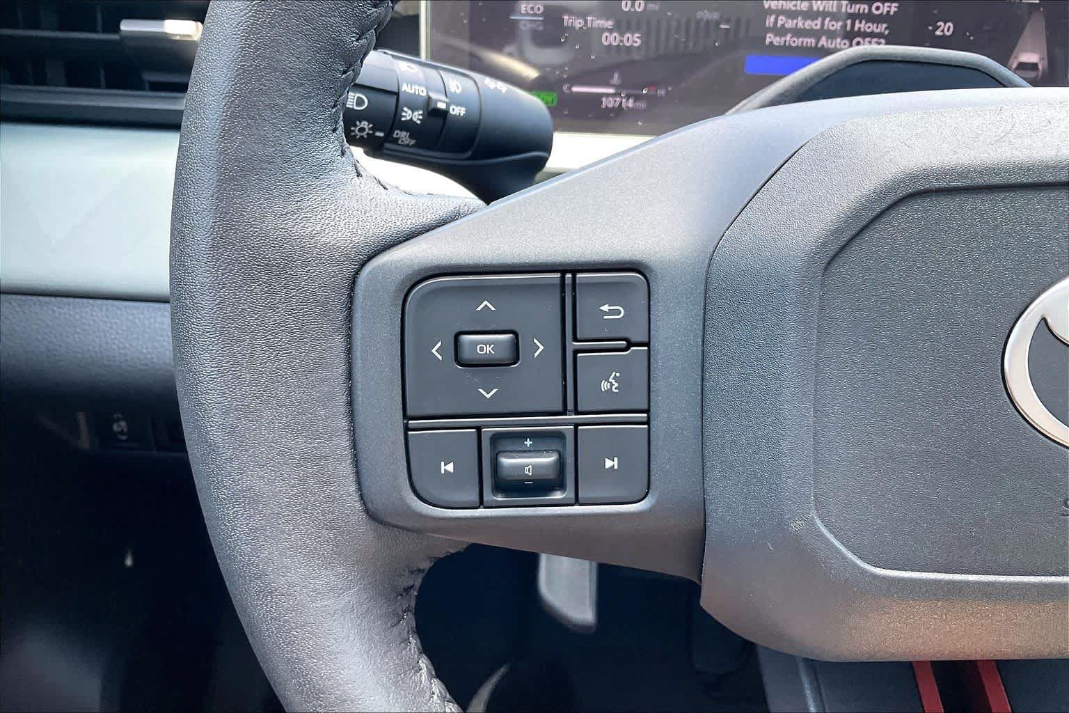 Used 2026 Toyota RAV4 AWD image 23