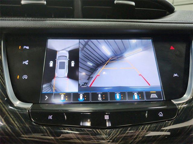 Used 2020 Cadillac XT6 Premium Luxury image 34