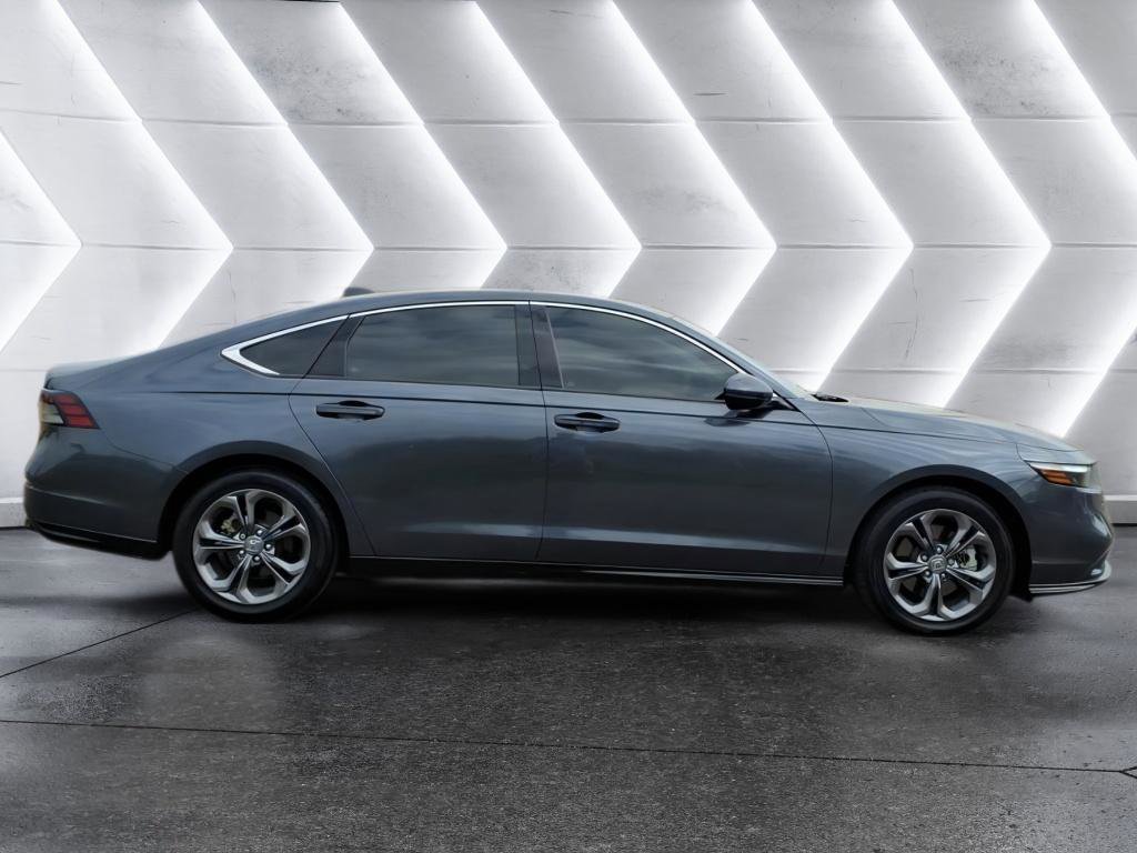 Used 2023 Honda Accord EX-L image 6