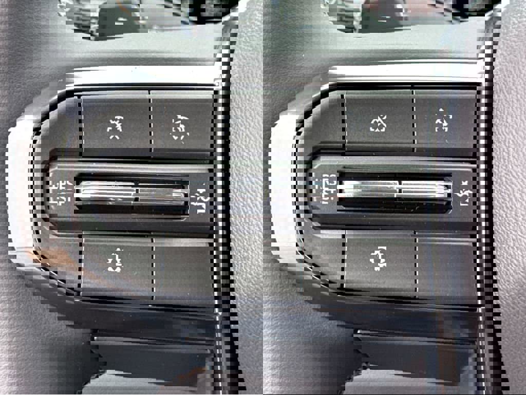 New 2026 GMC Terrain AT4 w/ Convenience Package III image 16