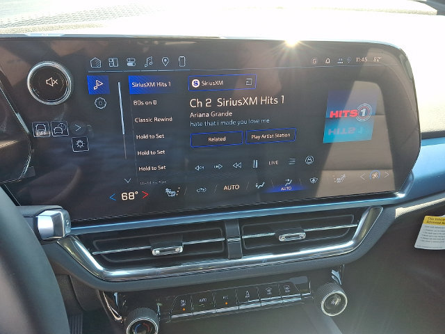 New 2026 Chevrolet Equinox EV LT AWD/4WD image 13