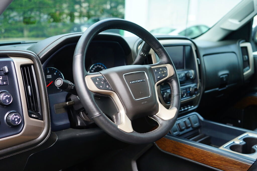 Used 2017 GMC Sierra 1500 Denali w/ Denali Ultimate Package image 14