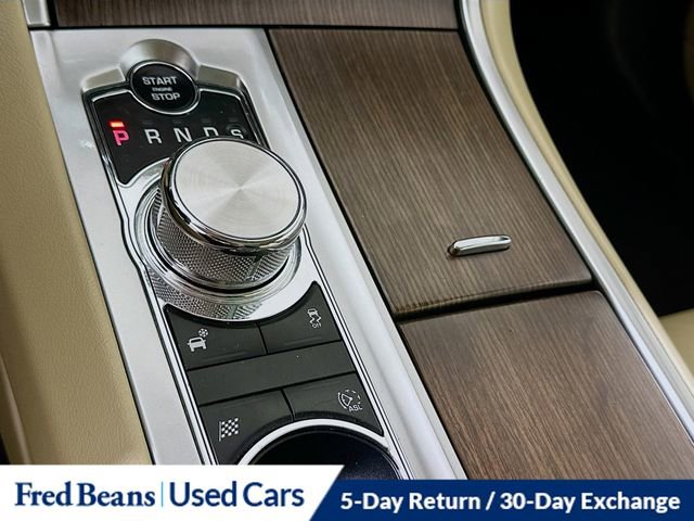 Used 2014 Jaguar XF 3.0 image 17