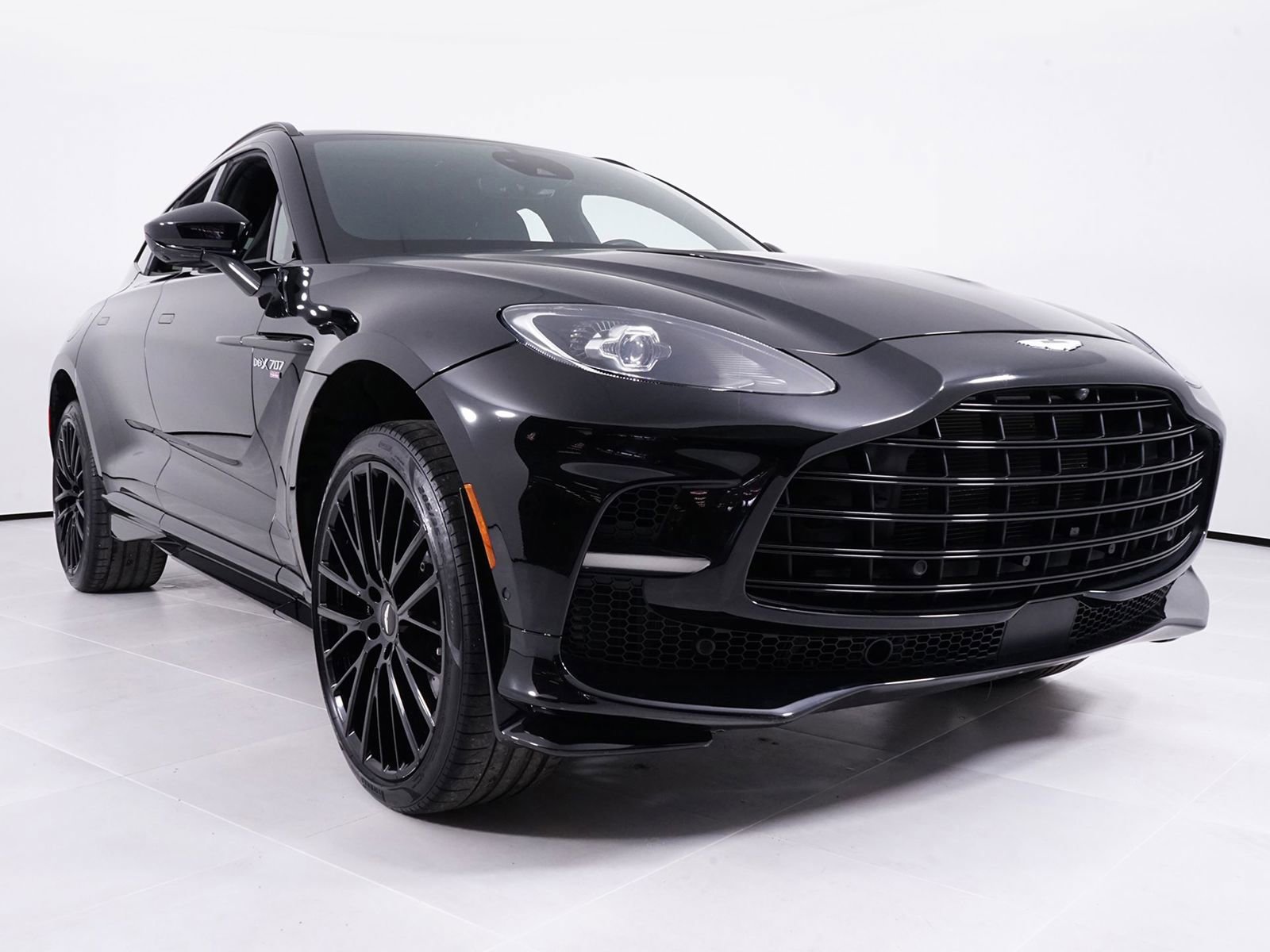 Used 2023 Aston Martin DBX 707 image 17