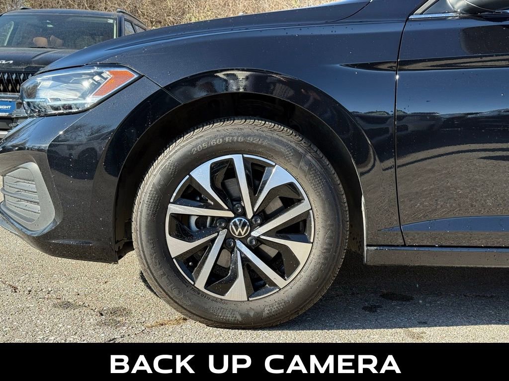 Used 2023 Volkswagen Jetta S w/ IQ.Drive Package image 4