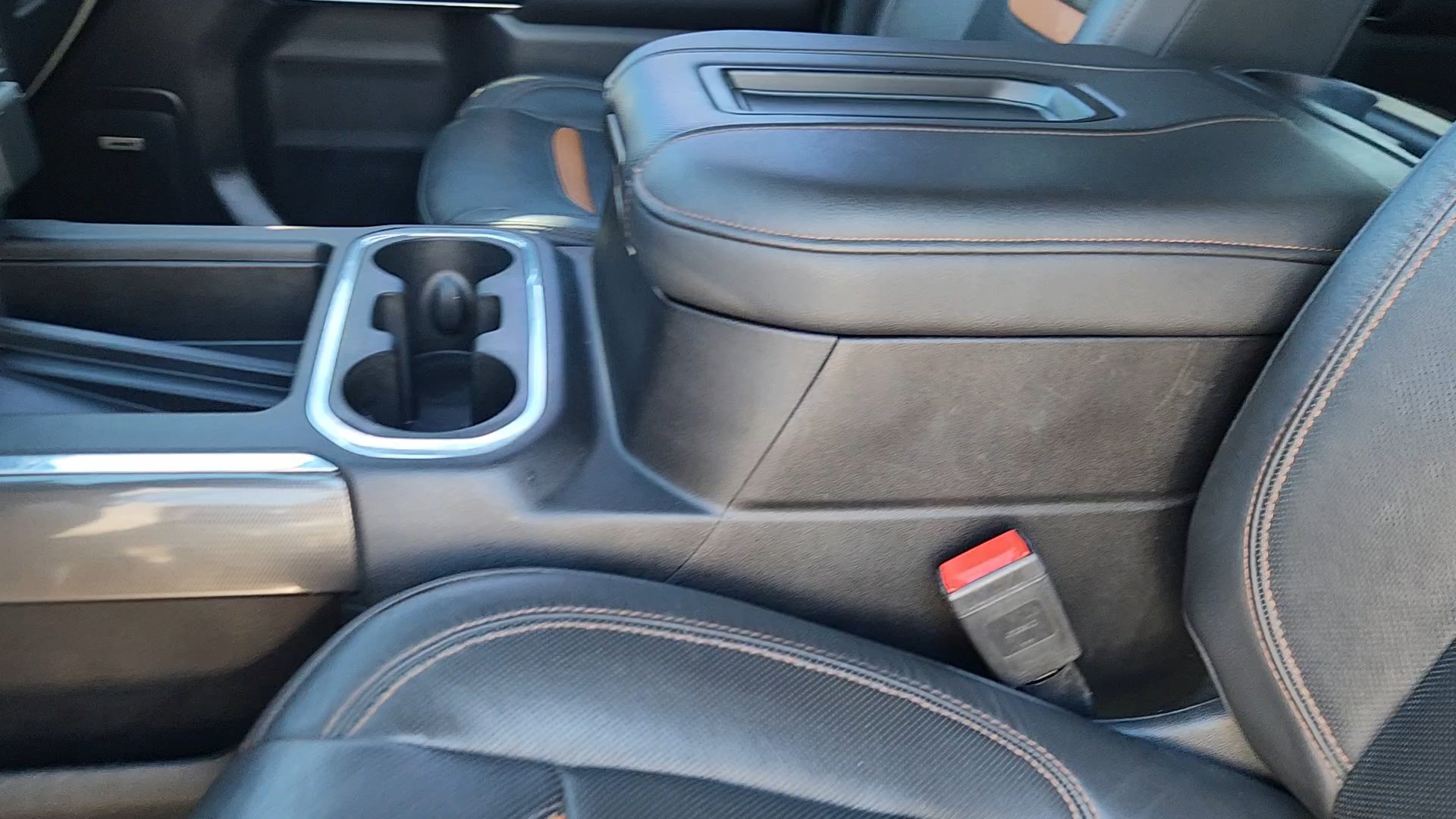Used 2019 GMC Sierra 1500 AT4 w/ AT4 Premium Package AWD/4WD image 28
