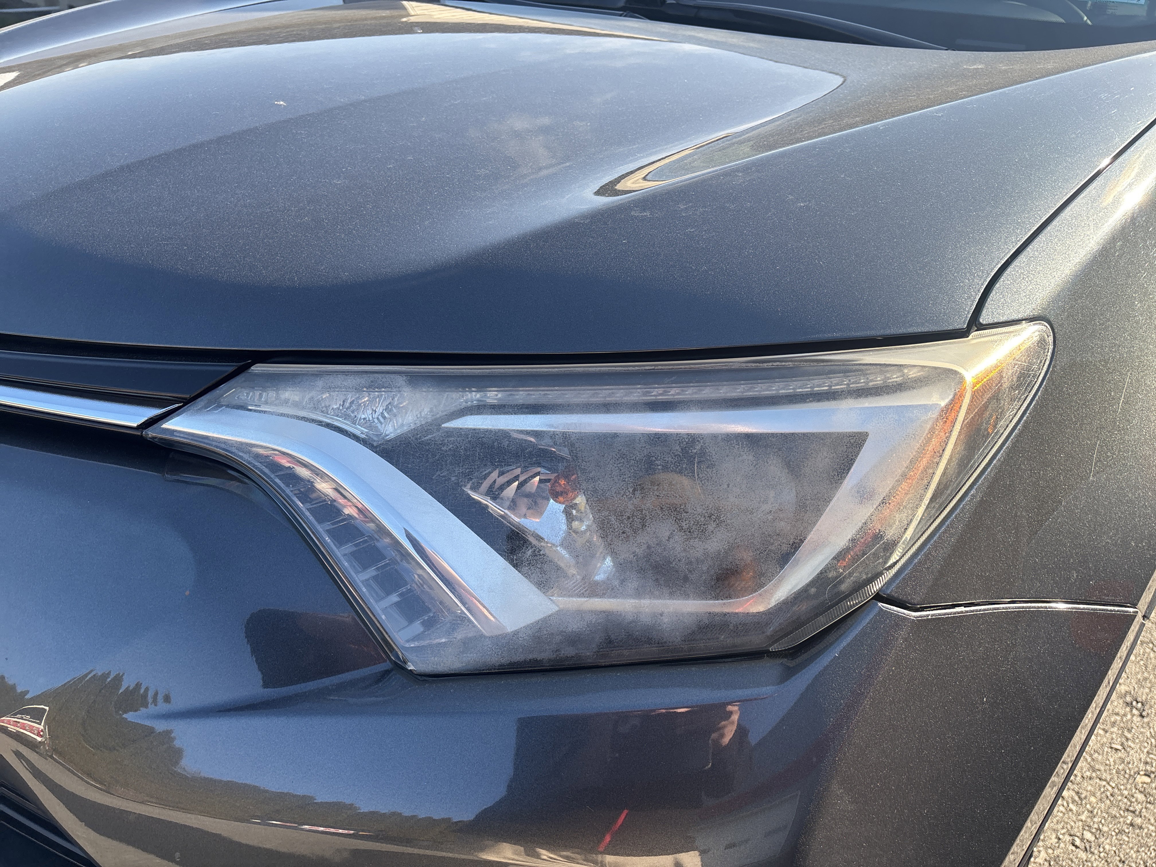 Used 2017 Toyota RAV4 XLE w/ Protection Package image 10