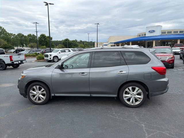 Used 2018 Nissan Pathfinder SL w/ SL Premium Package FWD image 11
