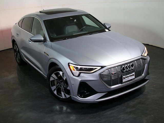 Used 2023 Audi e-tron Premium Plus w/ Premium Plus Package image 7