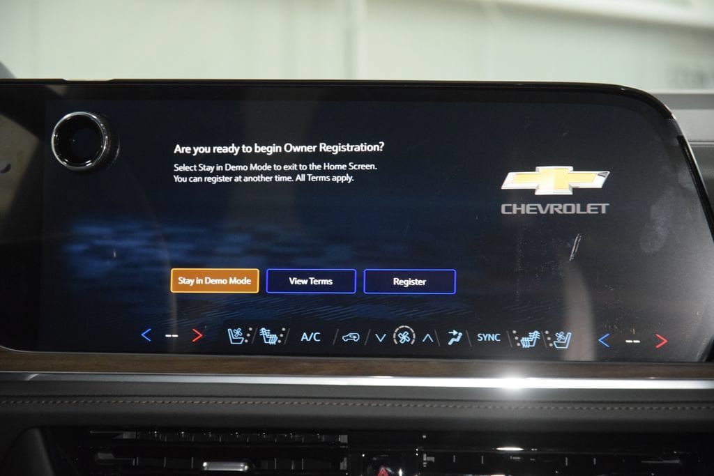 New 2026 Chevrolet Suburban High Country AWD/4WD image 33