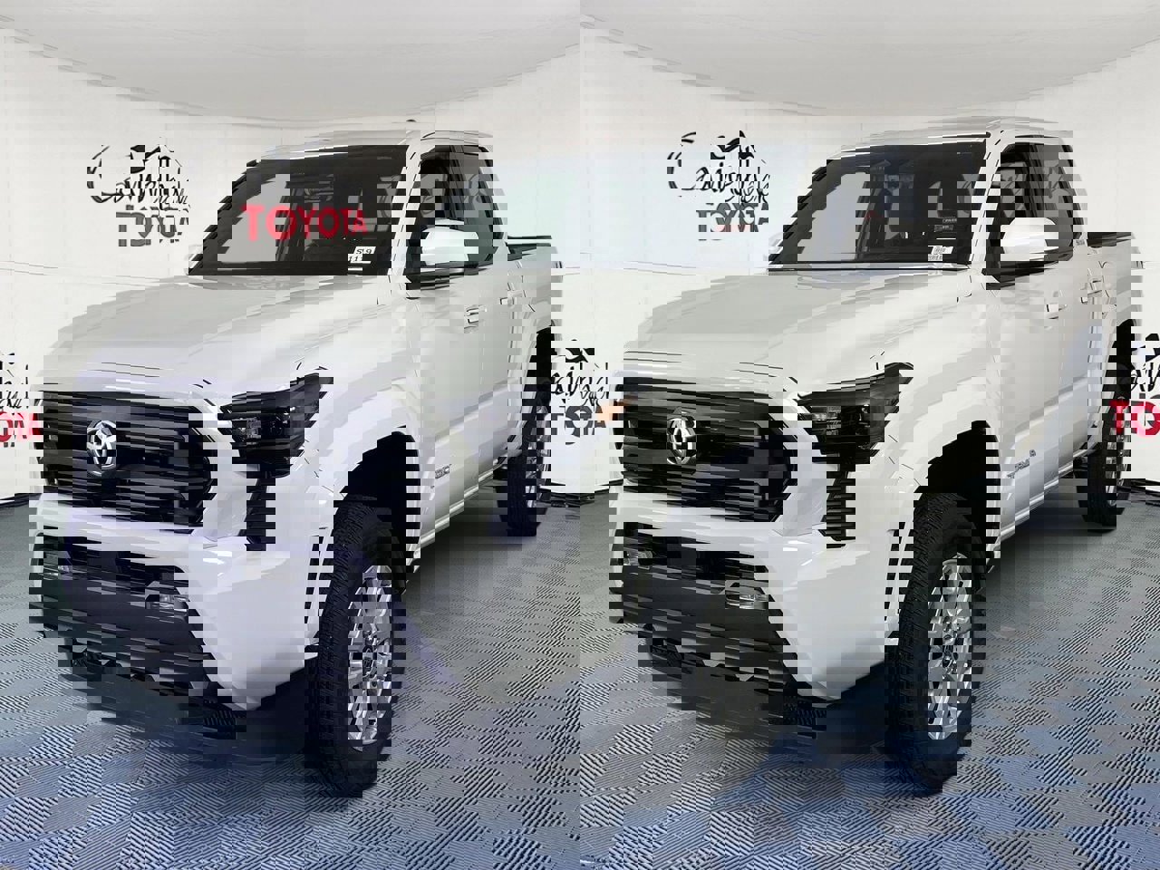Used 2025 Toyota Tacoma SR5 image 2