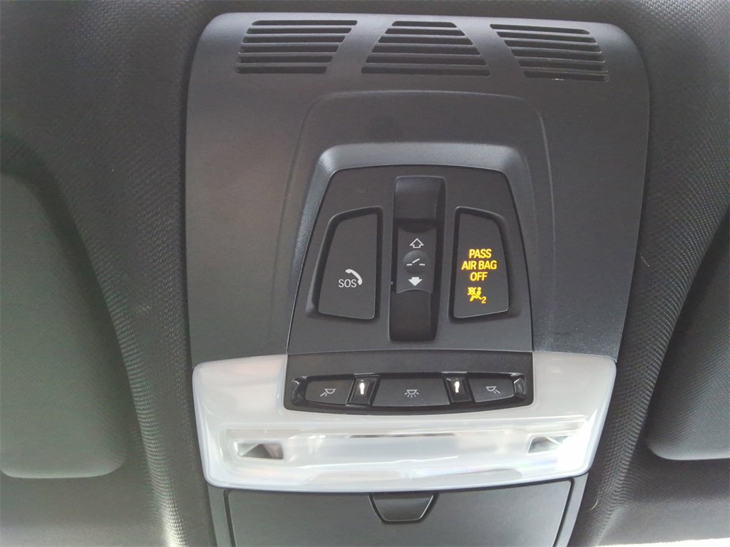 Used 2017 BMW X5 xDrive40e image 39