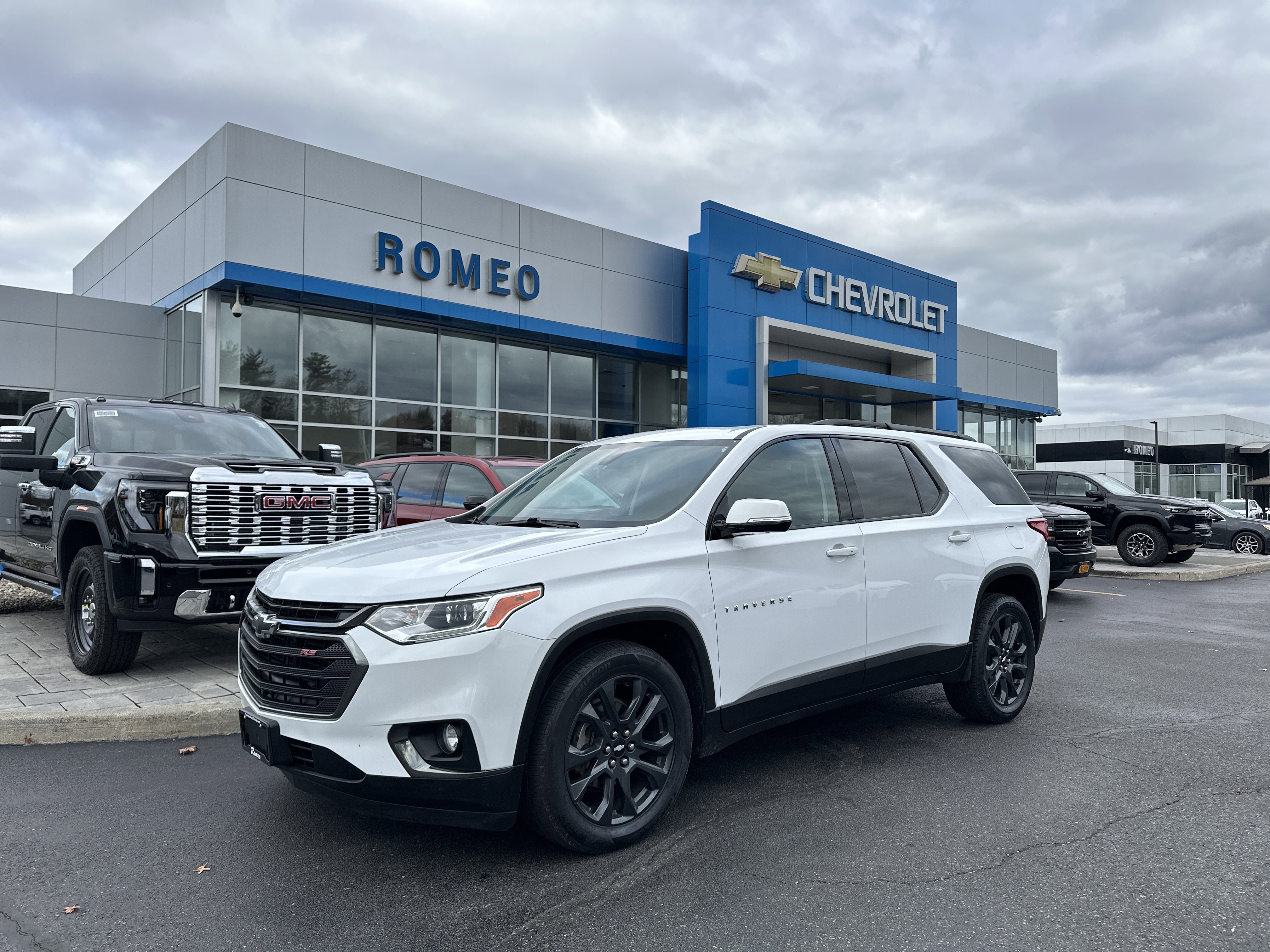 Used 2019 Chevrolet Traverse RS