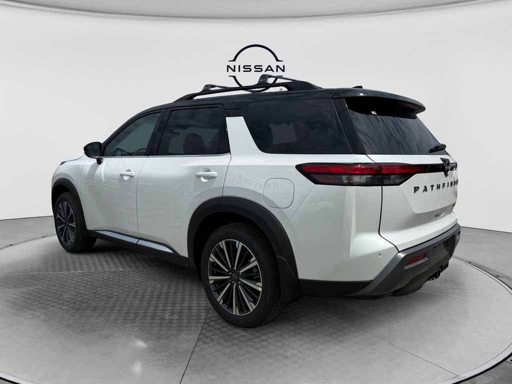 New 2026 Nissan Pathfinder Platinum w/ Accent Package AWD/4WD image 3