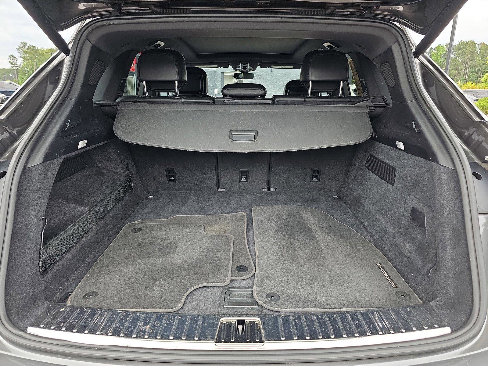Used 2020 Porsche Cayenne AWD/4WD image 13