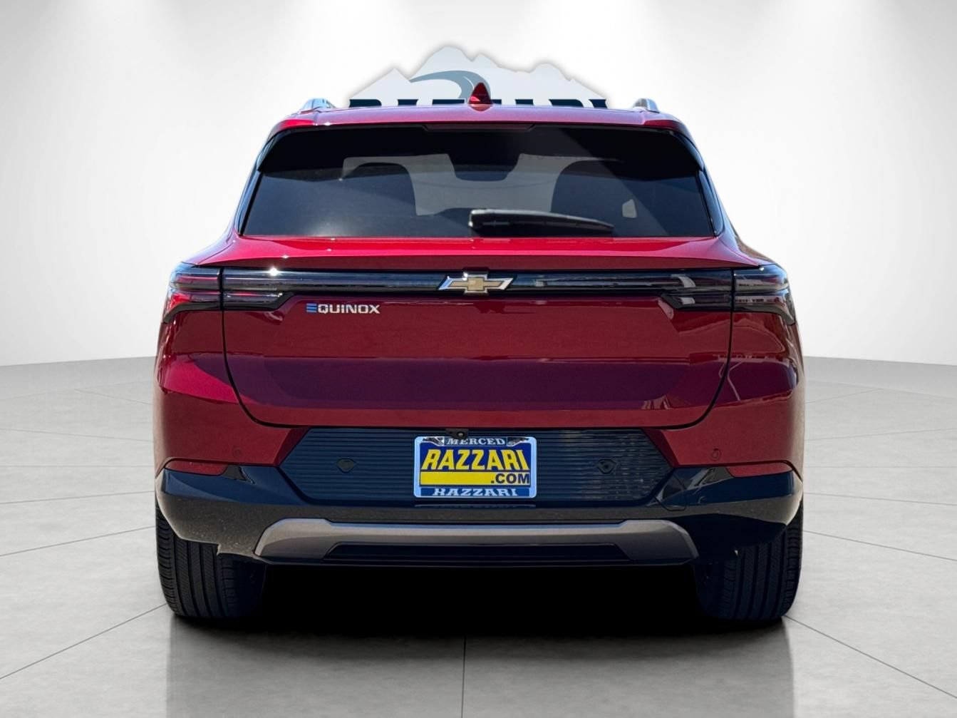 Used 2024 Chevrolet Equinox EV LT FWD image 4