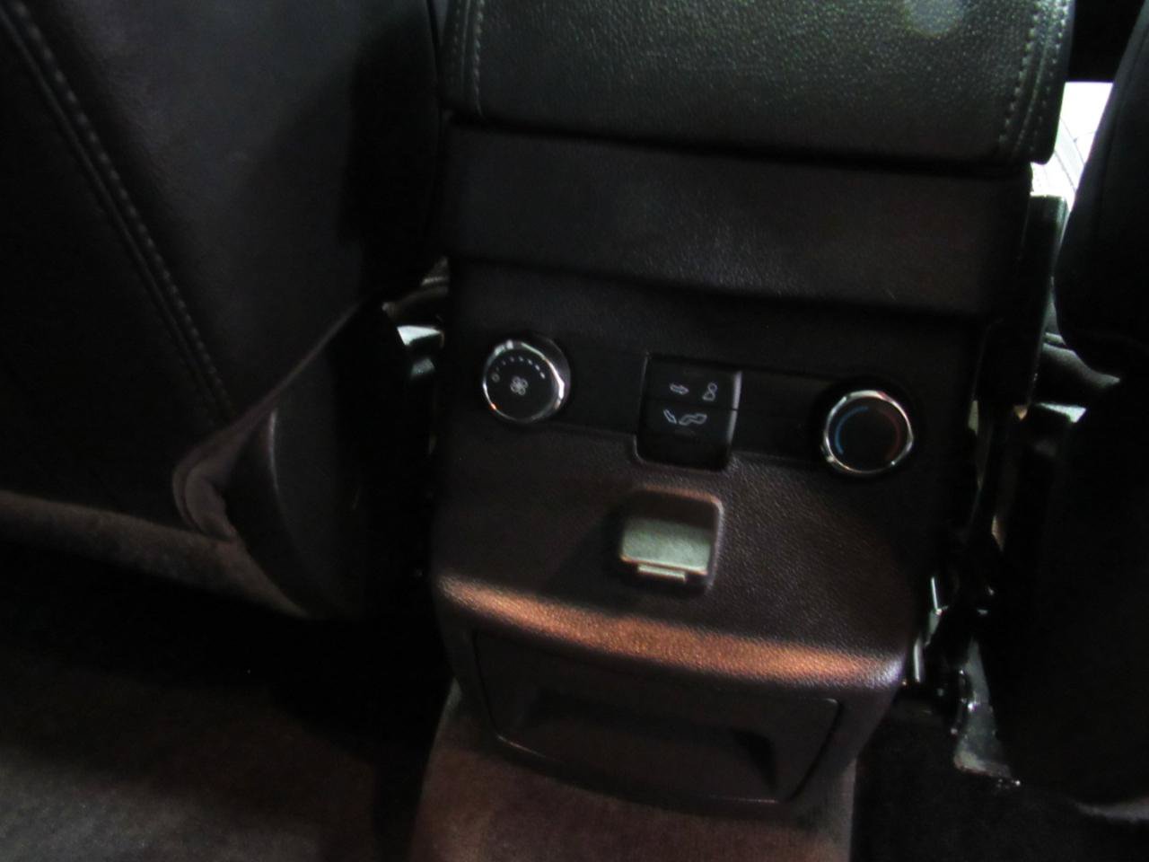 Used 2017 Ford Explorer XLT w/ Equipment Group 202A AWD/4WD image 36