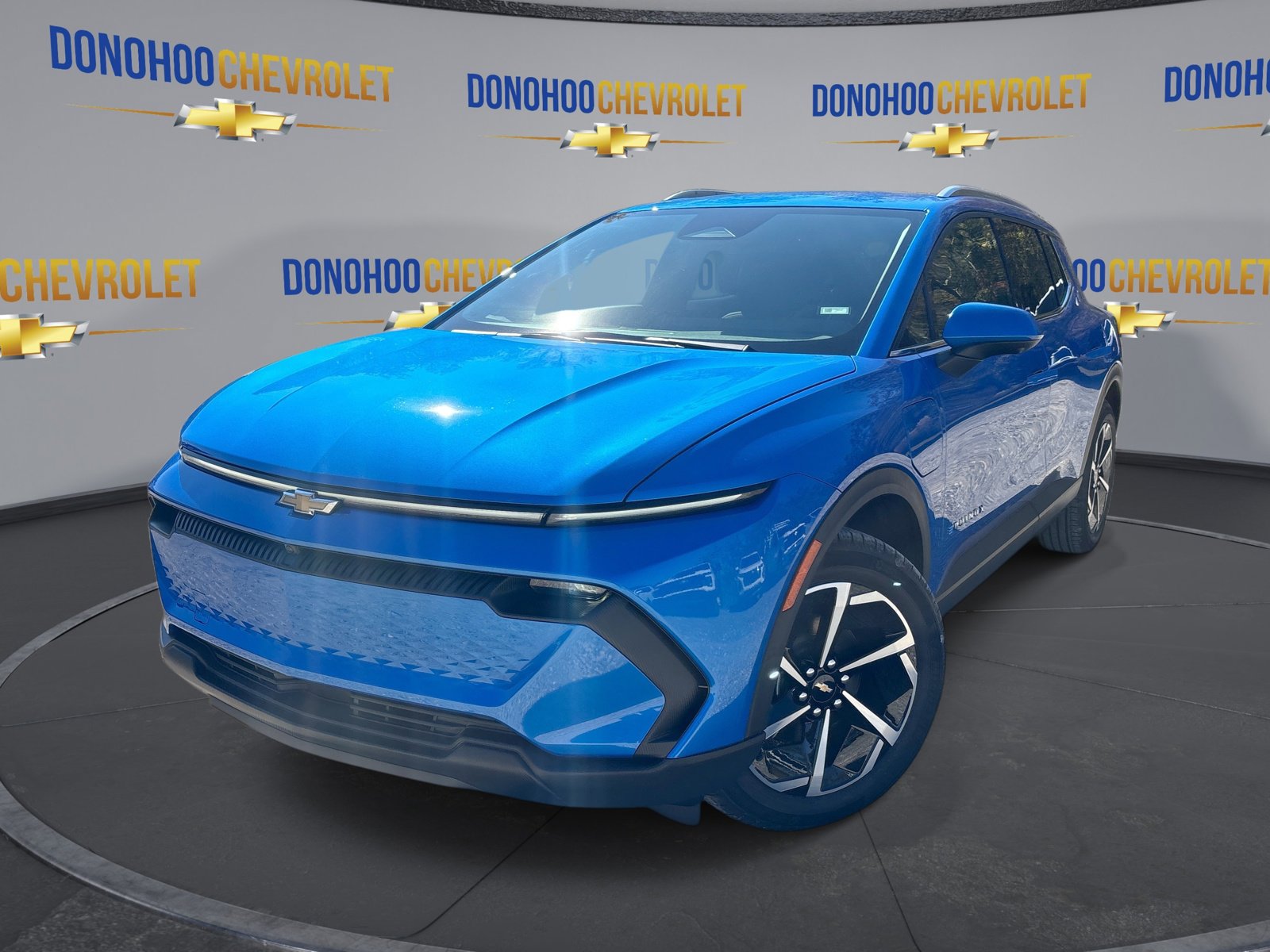 New 2026 Chevrolet Equinox EV LT image 4