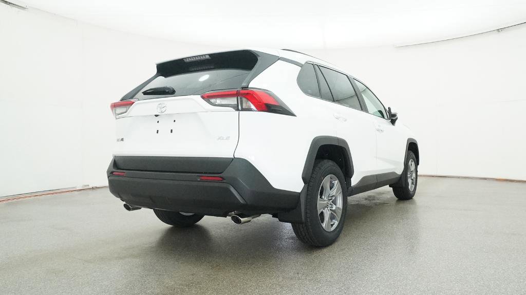 New 2025 Toyota RAV4 XLE image 27