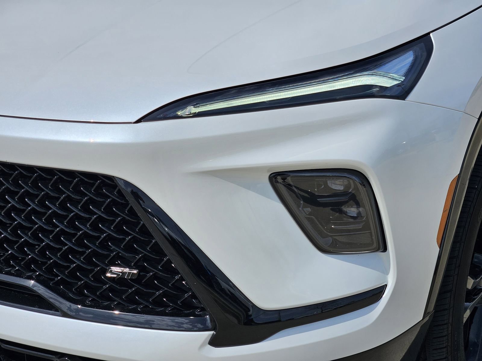 Used 2025 Buick Enclave Sport Touring w/ Power Package image 10