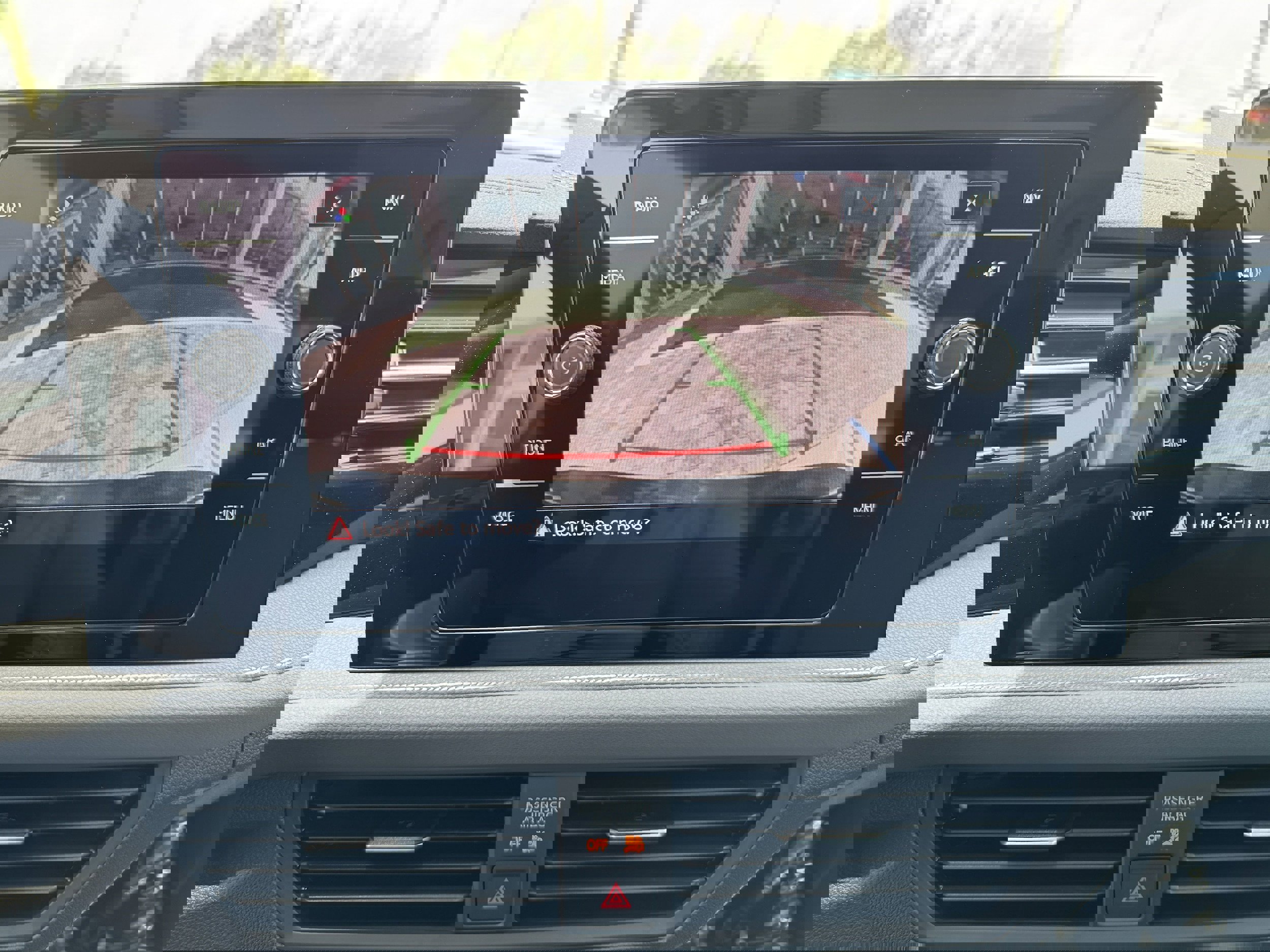 New 2025 Volkswagen Jetta SEL image 23