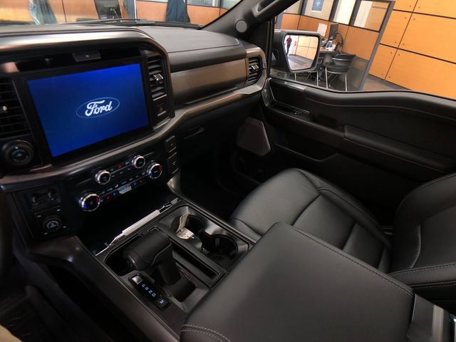 Used 2025 Ford F150 Lariat w/ Equipment Group 502A High AWD/4WD image 19