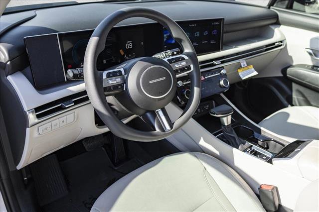 Certified 2025 Hyundai Tucson SEL image 10